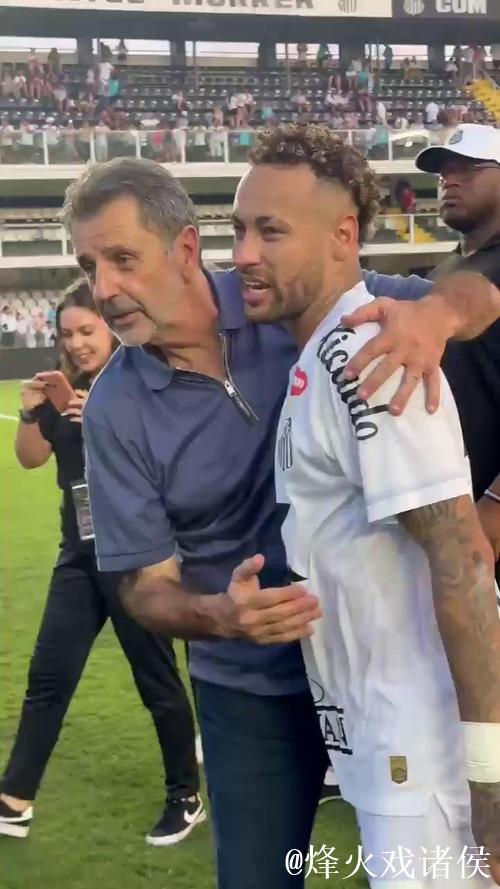 带伤上阵 内马尔率桑托斯保级