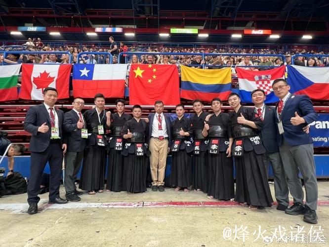 苏沪联合队夺得男子佩剑团体金牌